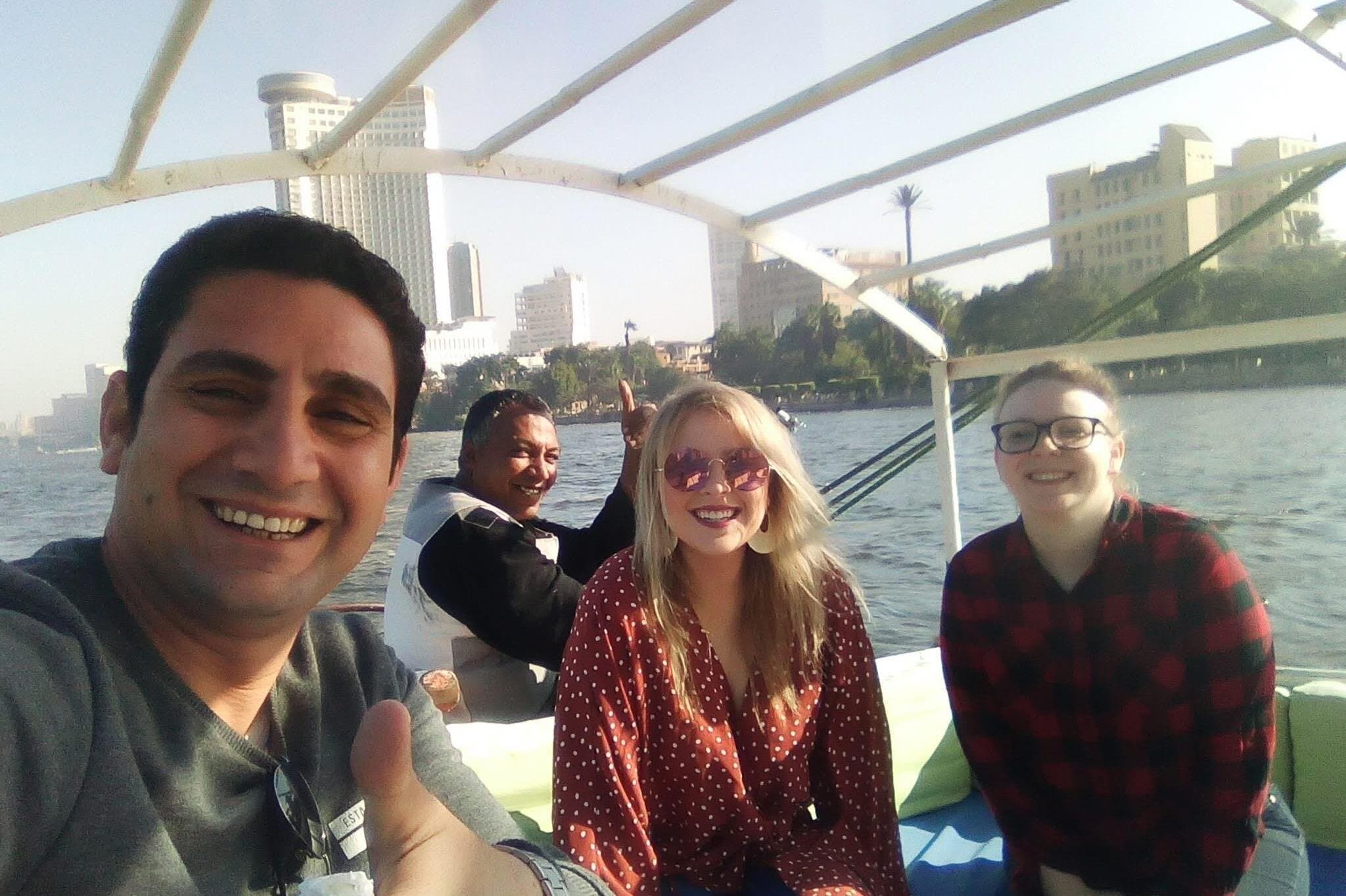 Cairo by Night: Private Felucca Ride & Authentic Egyptian Dinner