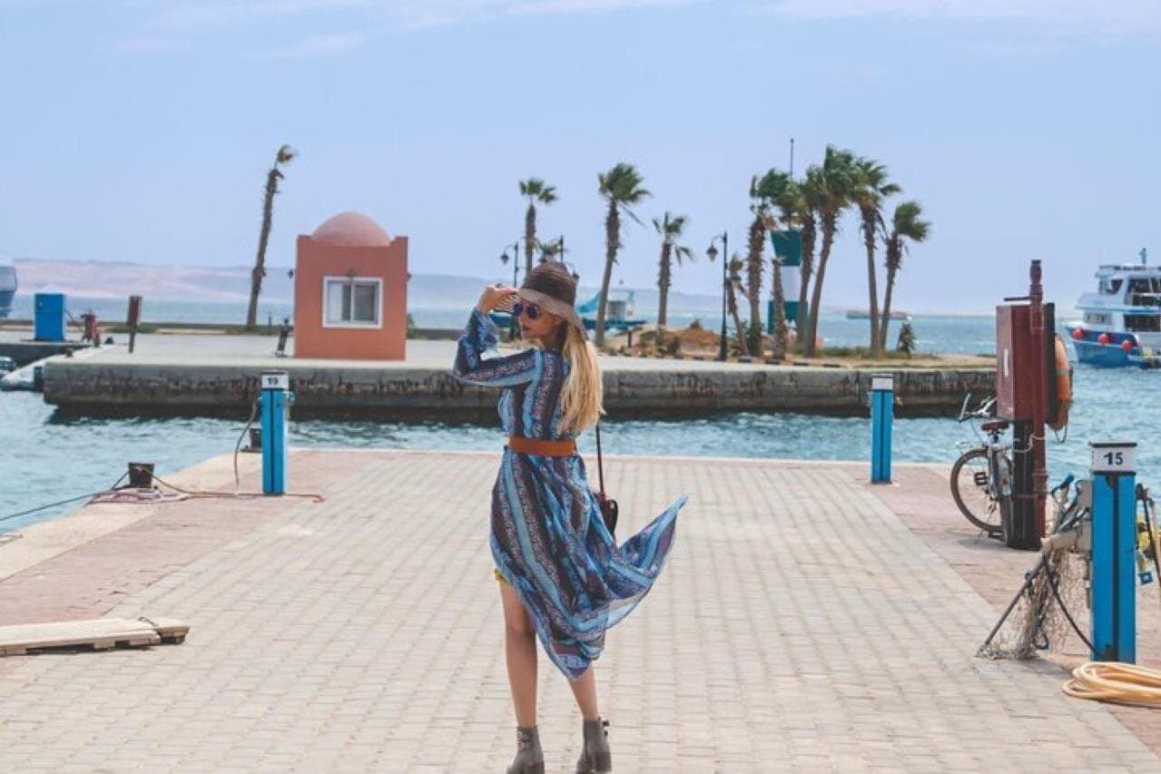 VIP City Tour with Seafood Lunch, Big Mosque & Shopping –Hurghada