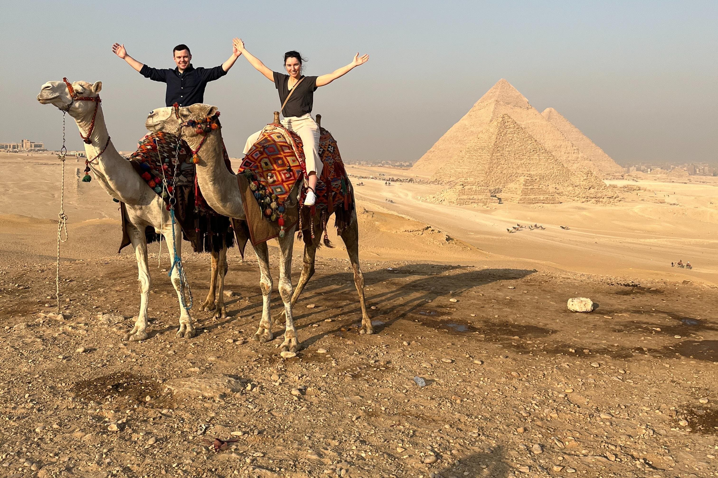 Giza pyramids and the sphinx Tour