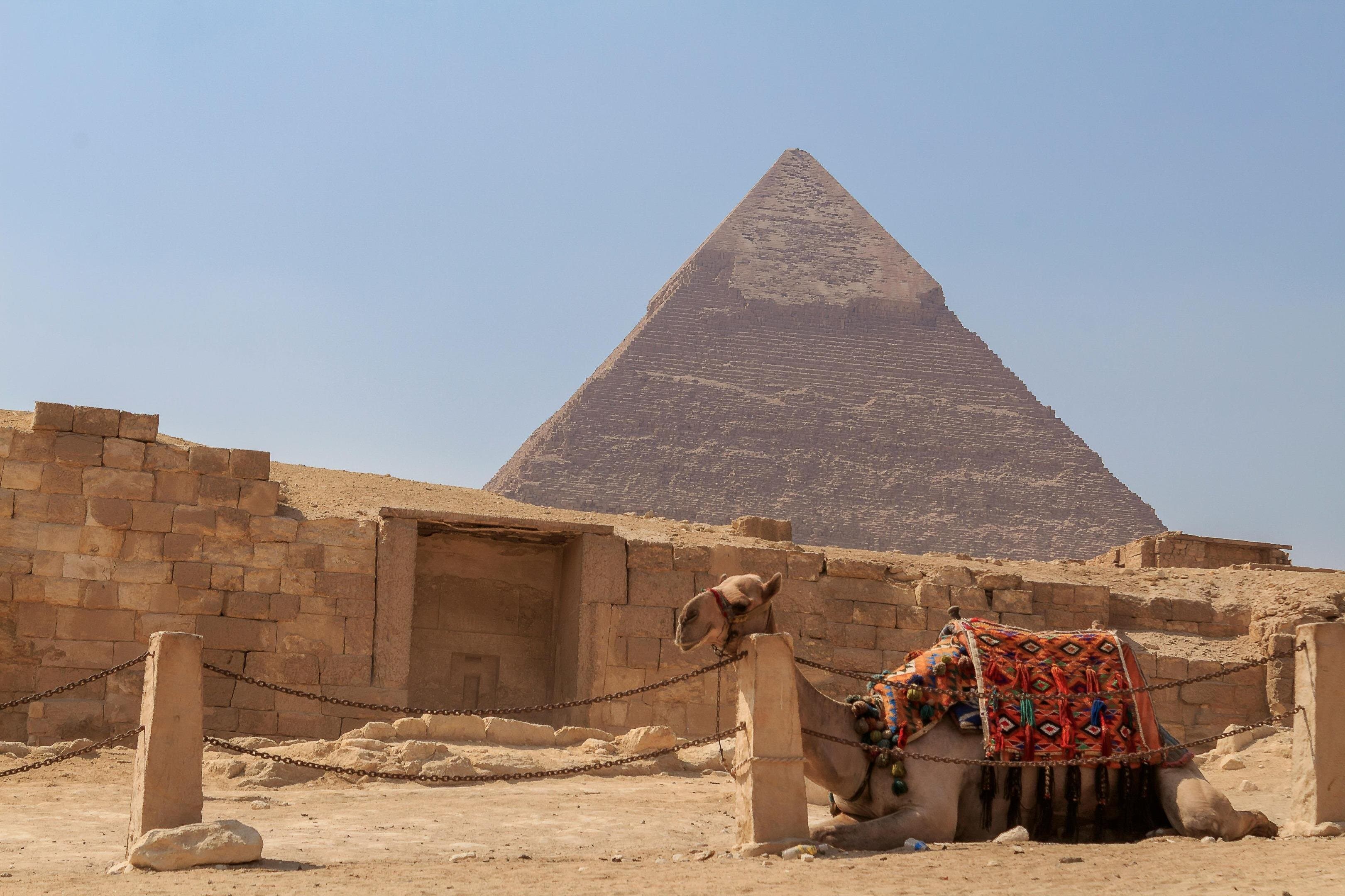 Cairo in 2 Days: Pyramids, Museum & Old Cairo