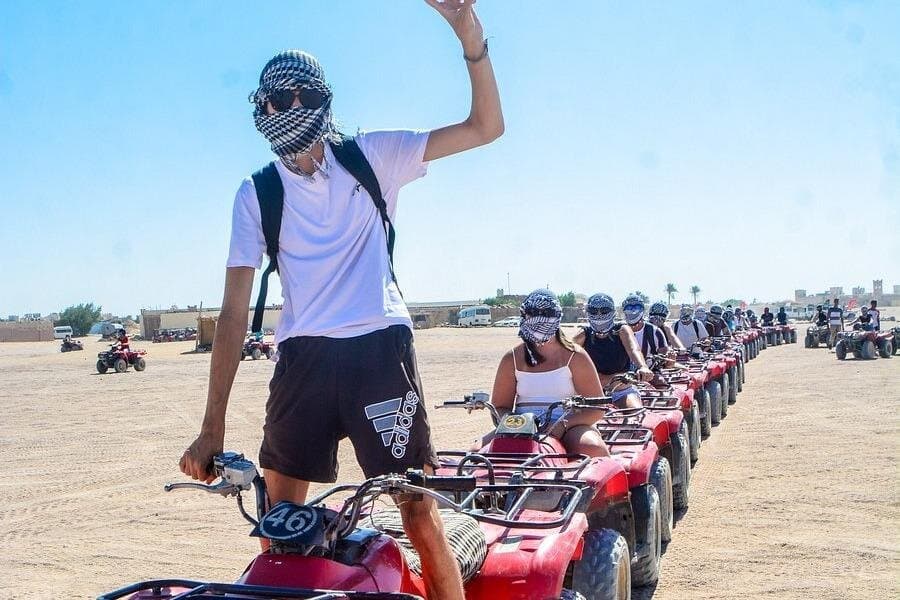 Hurghada Super Safari: Jeep, Quad, Dinner ,Camel & Show