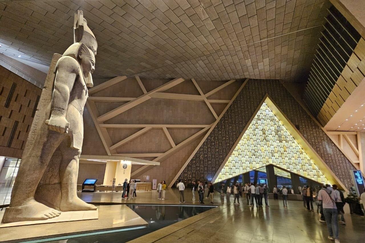 Night Tour at the Grand Egyptian Museum with dinner