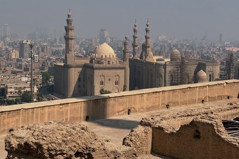 Day Tour Pyramids of Giza ,Sphinx and Cairo Citadel