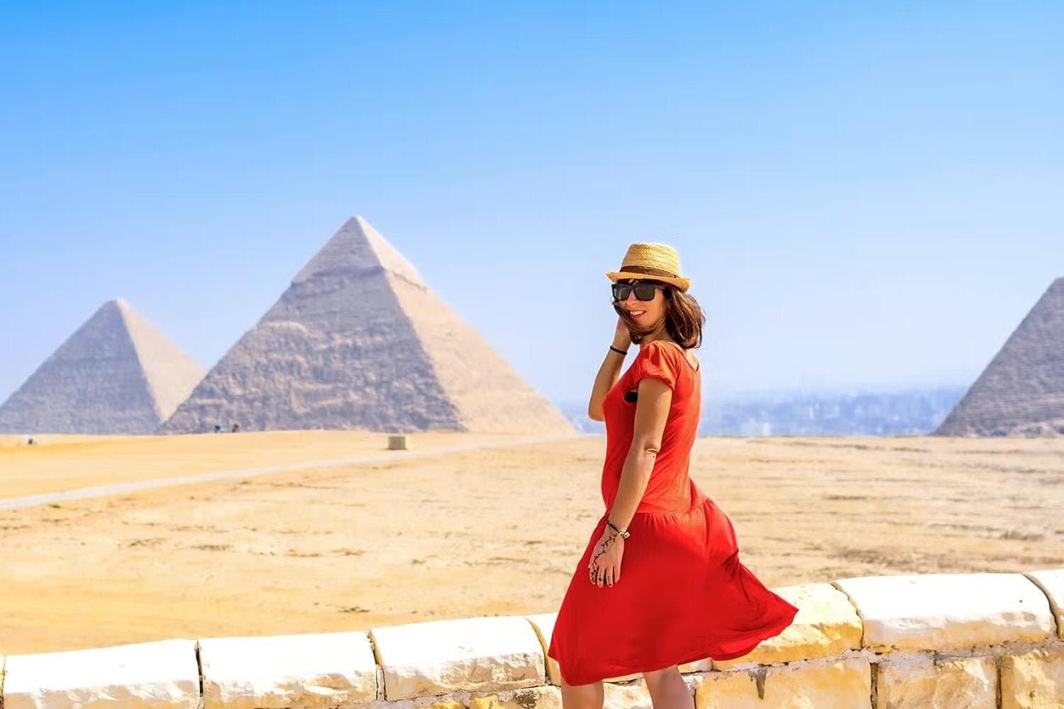 Pyramids of Giza and Sphinx Skip the Line Ticket