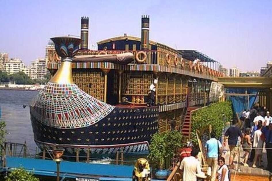 Small-Group Nile Dinner Cruise and Show in Cairo