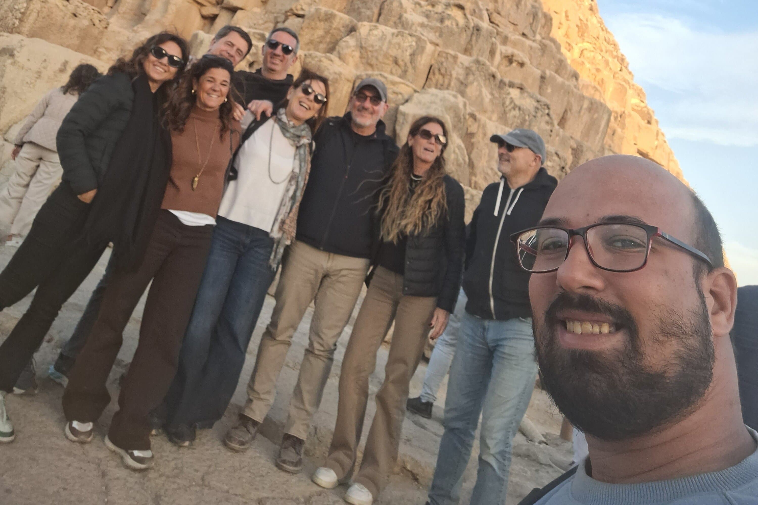 Private Guided Tour to Giza Pyramids and Grand Egyptian Museum