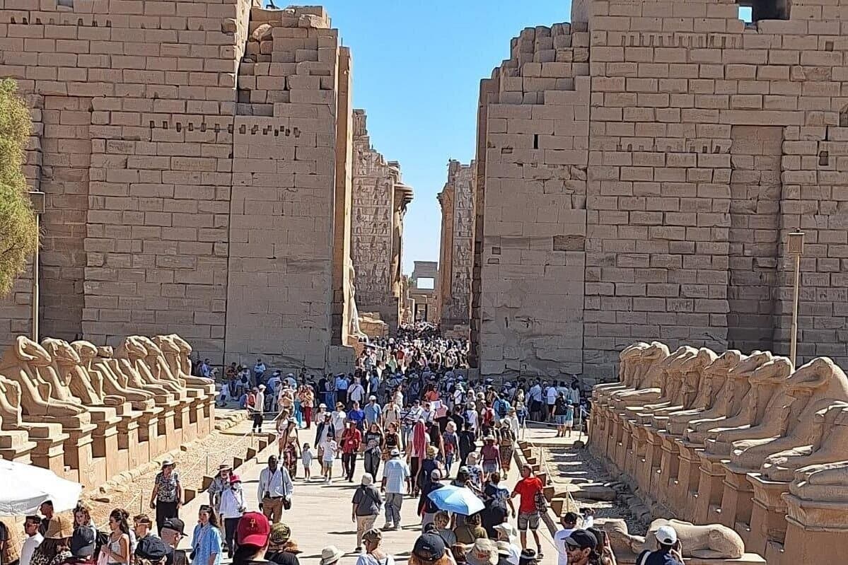 3 Day Nile River Cruise from Aswan to Luxor with Guided Tours