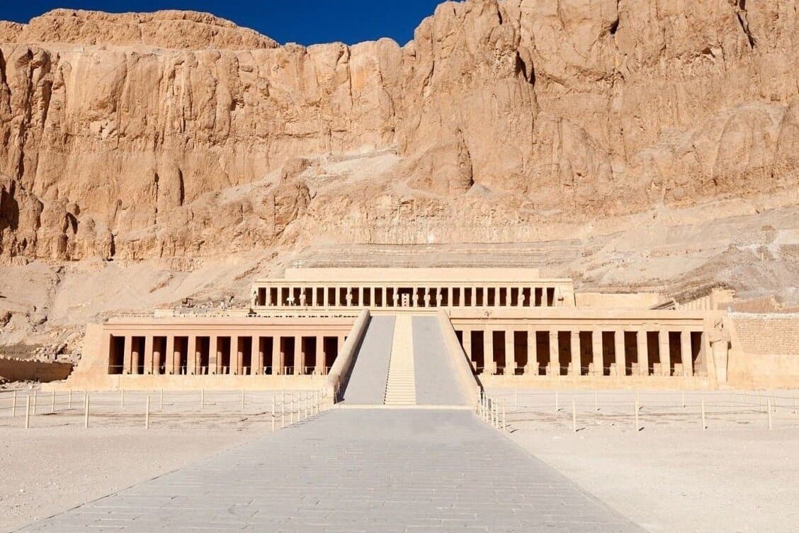 Luxor in a Day: Fly from Cairo to the Land of Pharaohs