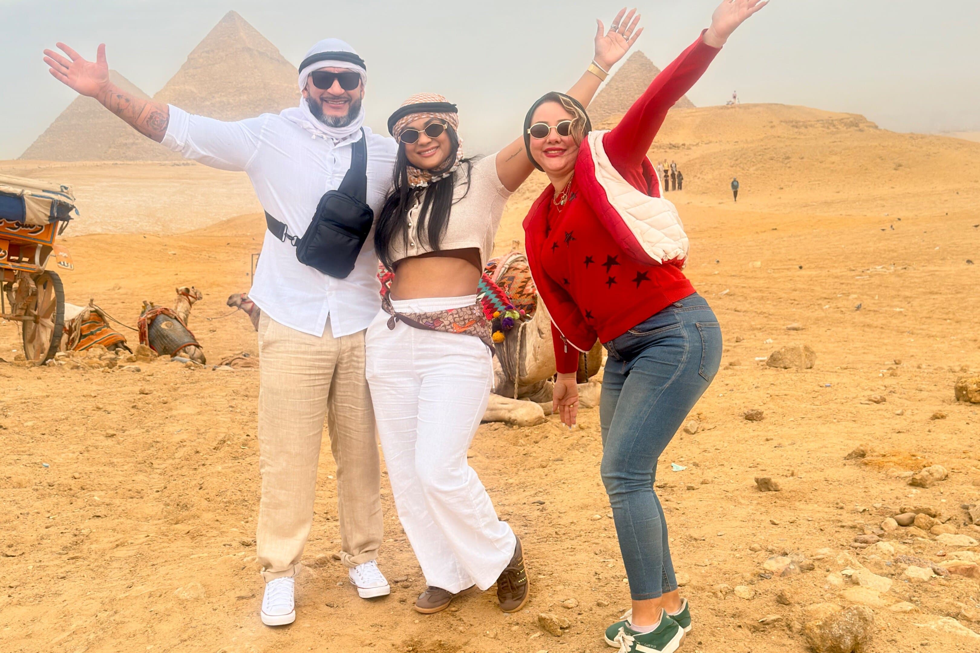 Giza pyramids: Half Day Tour To Giza Pyramids