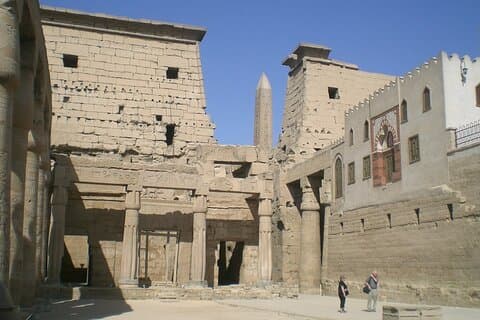 From Marsa Alam: Overday Luxor Tour – East & West Bank with Lunch
