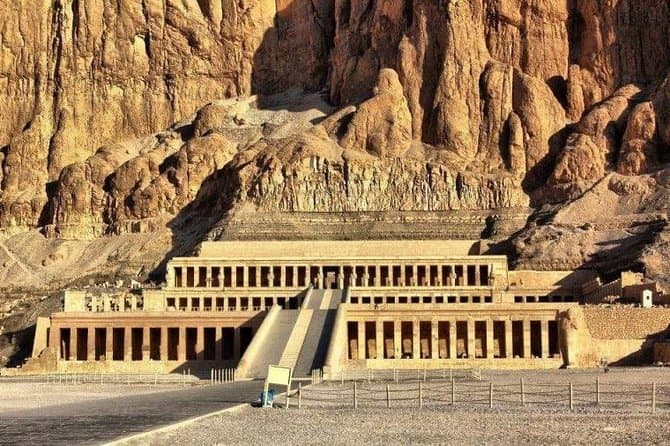 Private Half-Day Tour to the West of Luxor
