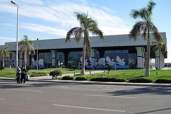 Private Pickup Transfer from luxor Airport to Hotels in city