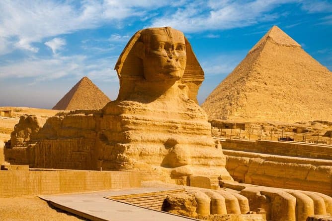 Tour to Giza Pyramids,Saqara and Memphis from Cairo or Giza city