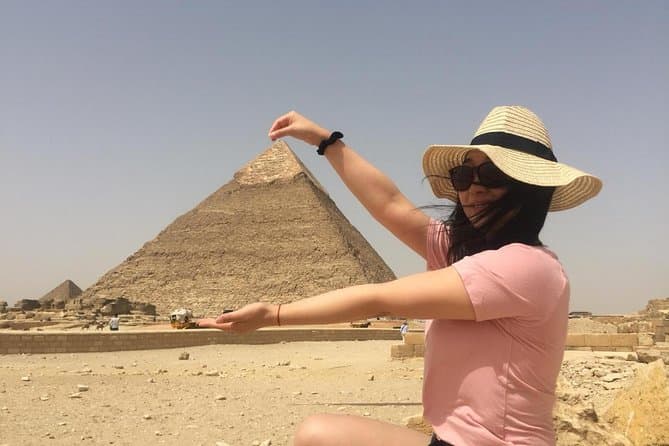 Private Giza Plateau and Pyramids of Egypt Day Tour