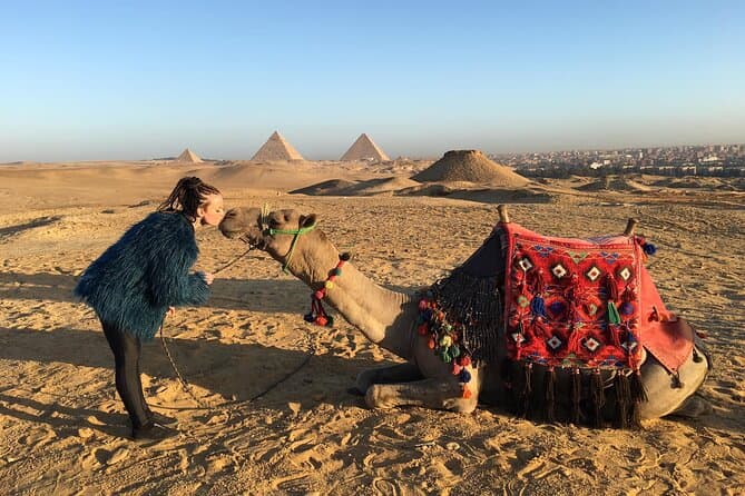 Giza Pyramids and Sphinx Tour With Camel Ride