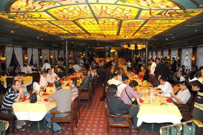 Cairo Nile Dinner Cruise and Belly Dance Show - Private