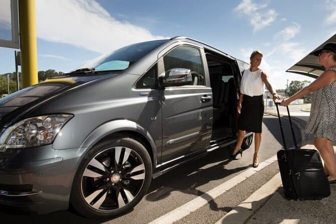 one transfer from airport to Cairo Giza hotels or hotels to Cairo airport