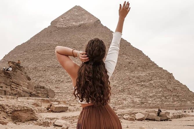 All Inclusive Giza Pyramids and Grand egyptian museum & Shopping