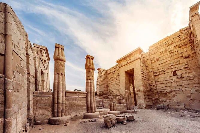 Private Tour to Valley of the Nobles, Medinet Habu and Deir el-Medina from Luxor