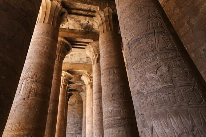 جولة يوم واحد إلى إدفو وكوم أمبو من الأقصر