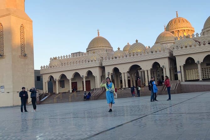 Hurghada Private city Tour bye car &van