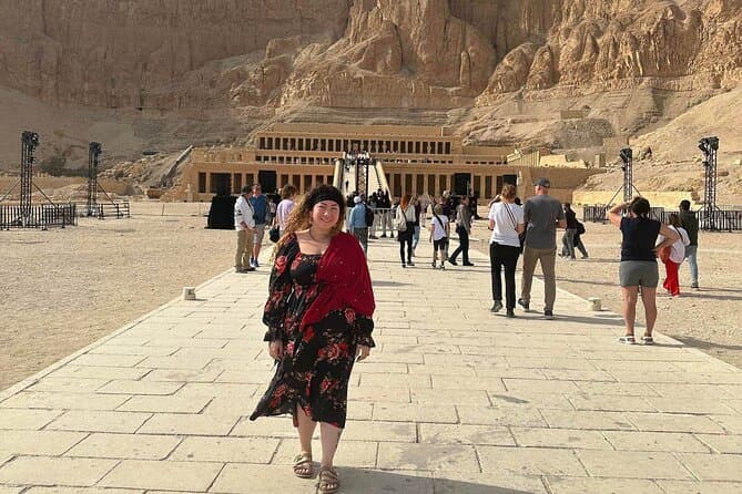 جولة خاصة في الضفة الغربية بالأقصر مع تذوق الأكلات المحلية