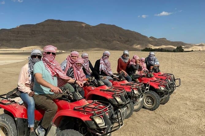 رحلة سفاري بالدراجة الرباعية وقت الغروب في الأقصر
