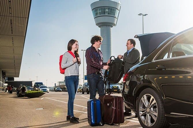 Private Door-to-Door Transfer: Luxor to Hurghada