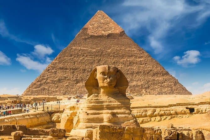 Full Day Tour in Giza Pyramids with Egyptian Museum Entry Tickets