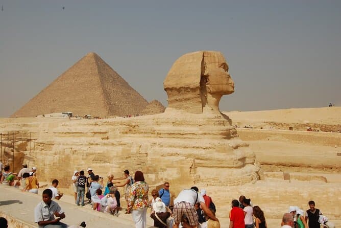 Private Tour in Giza Pyramids, Sphinx, Saqqara, and Riding camels