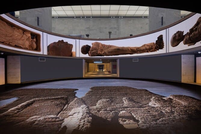 4 Hour Private Guided Tour Egyptian Museum in Cairo