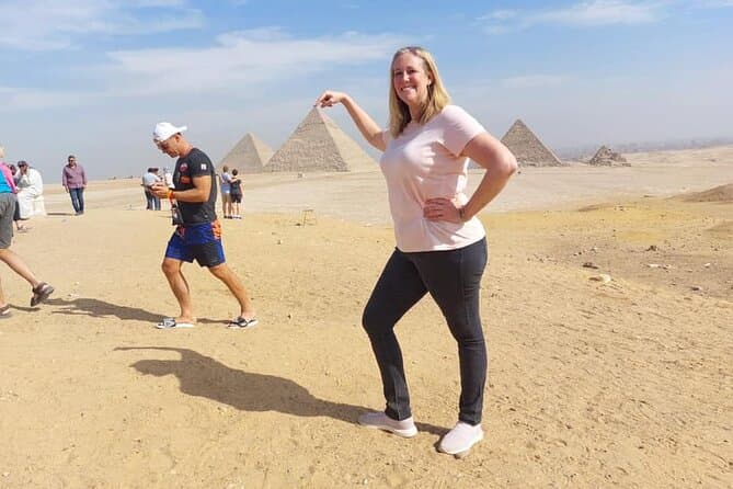 4-Hours Giza tour , Sphinx with Egyptology and private vehicle
