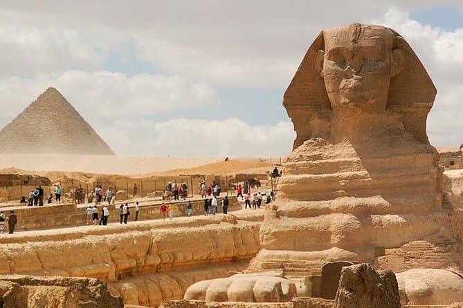 Exploring the Giza Pyramids on an ATV Quad Bike
