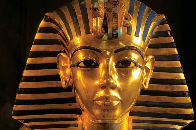 Day Tour Visit Old Egyptian Museum and Khan Khalili Bazaar