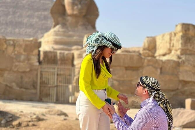 Full Day Private Full Day Tour To Giza Pyramids & Saqqara