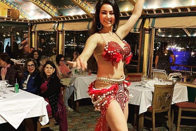 Private Dinner Cruise with Belly Dancing Show in Cairo