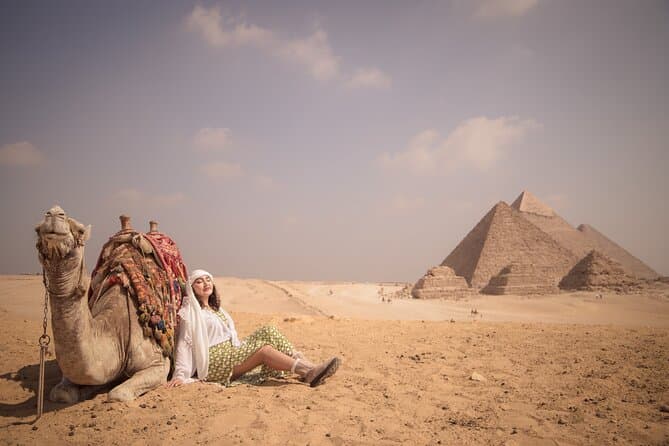 Private Trip to Giza Pyramids And old Egyptian Museum In Cairo