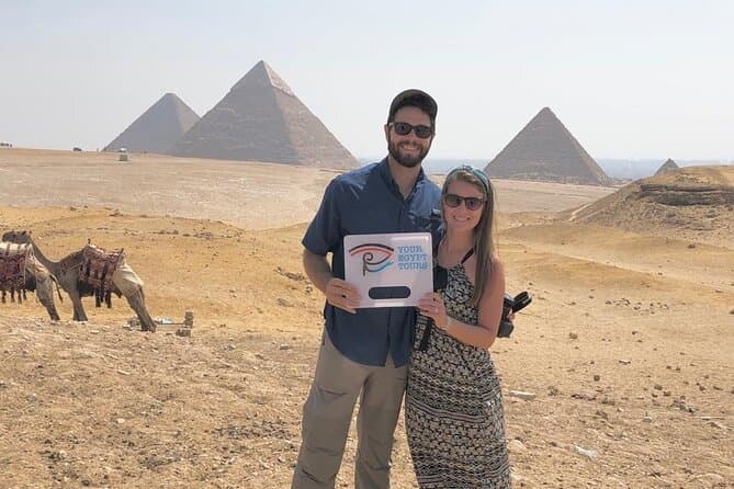 Private Day Tour Giza Pyramids, Egyptian Museum & Khan El Khalili