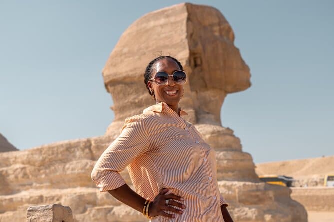 Female Guided Tour: Grand Egyptian Museum, Giza Pyramids, Bazaar