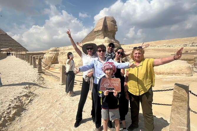 Private Giza Pyramids & GEM Tour from Alexandria Port