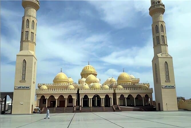 Private Tour of Hurghada/Marina,Mosque,Markets,French Guide