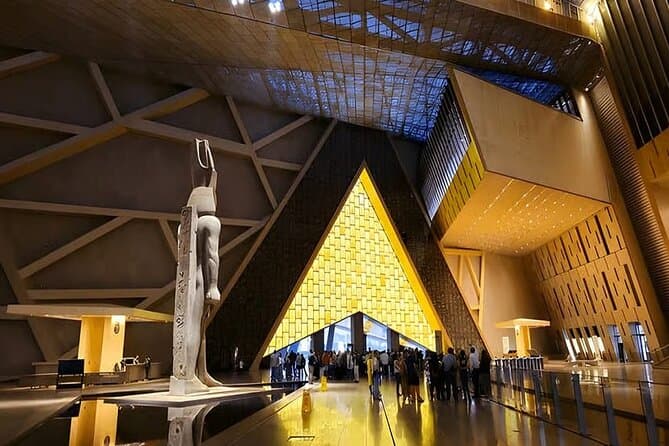 Full Day Giza Pyramids and Grand Egyptian Museum Tour with Lunch