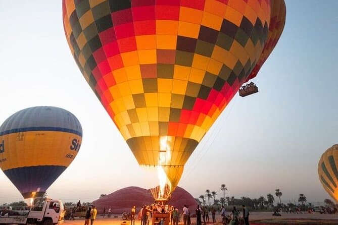 Sun Rise Hot Air Balloon Trip in Luxor include pickup &Transfers