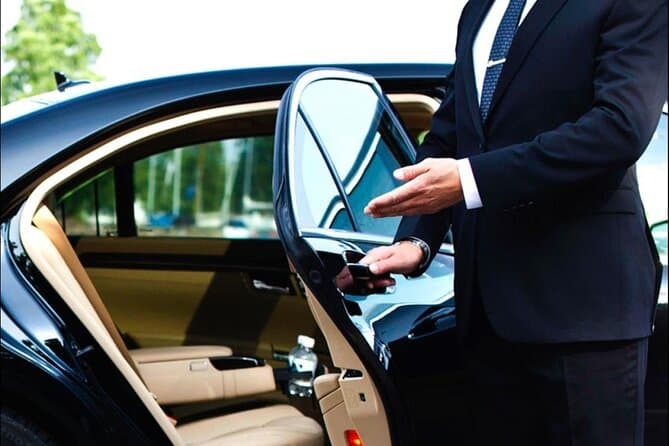 Private Transfer From hotel To Luxor International Airport