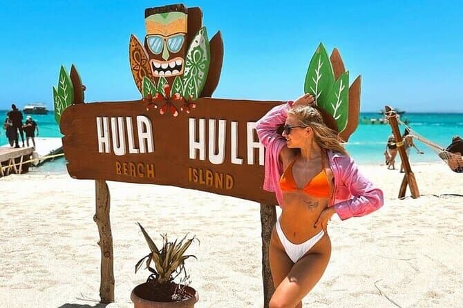 Hula Hula Island Boat Trip with Snorkeling & Lunch