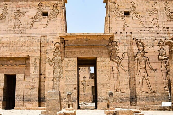 Private Full-Day Tour from Luxor to Aswan,Kom Ombo & Edfu Temples