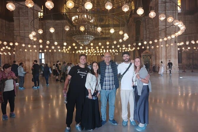 Explore Pyramids, Camels and Authentic Egyptian Food in Giza
