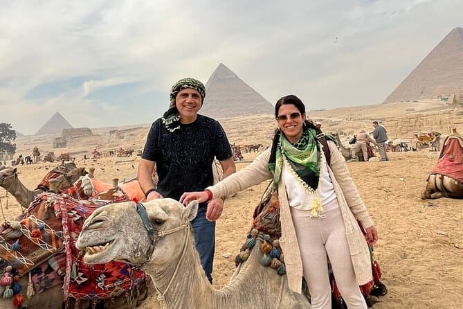 VIP Giza Pyramids Tour With Camel ride & lunch