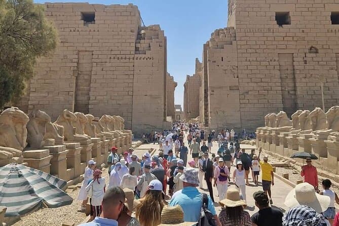 Private Full Day Guided Tour of Luxor East and West Banks