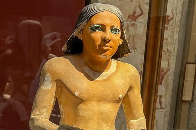 Private Cairo Day Tour with Giza Pyramids and Sphinx
